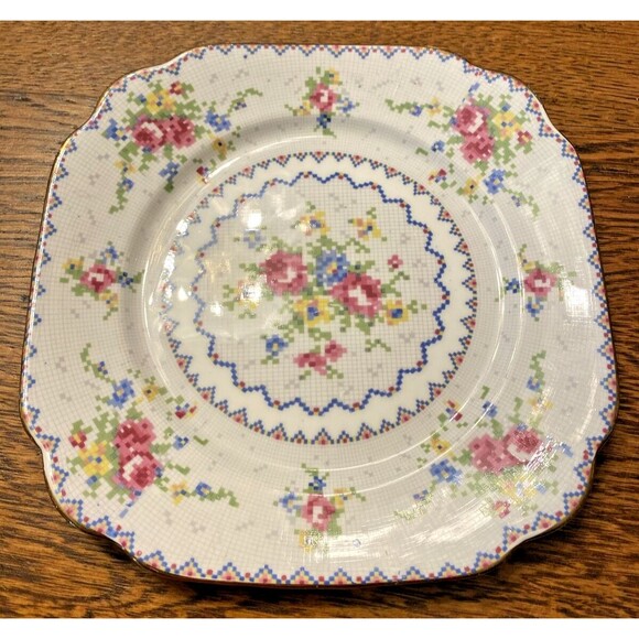 Vintage Royal Albert Needlepoint Bone China Tea Cup & Dessert Plate Petit Point - Picture 5 of 7